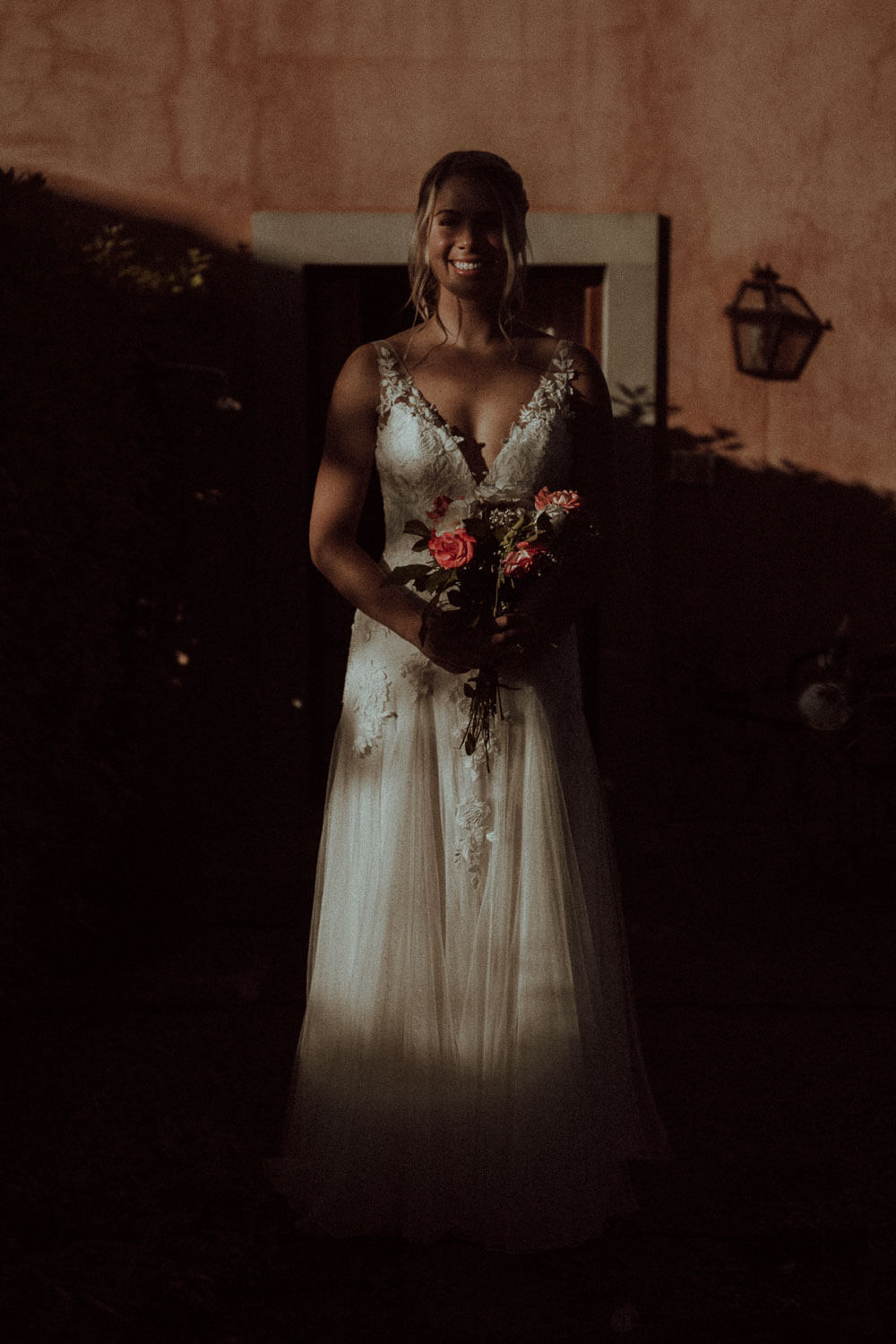 Bride in Tuscany Elopment venue
