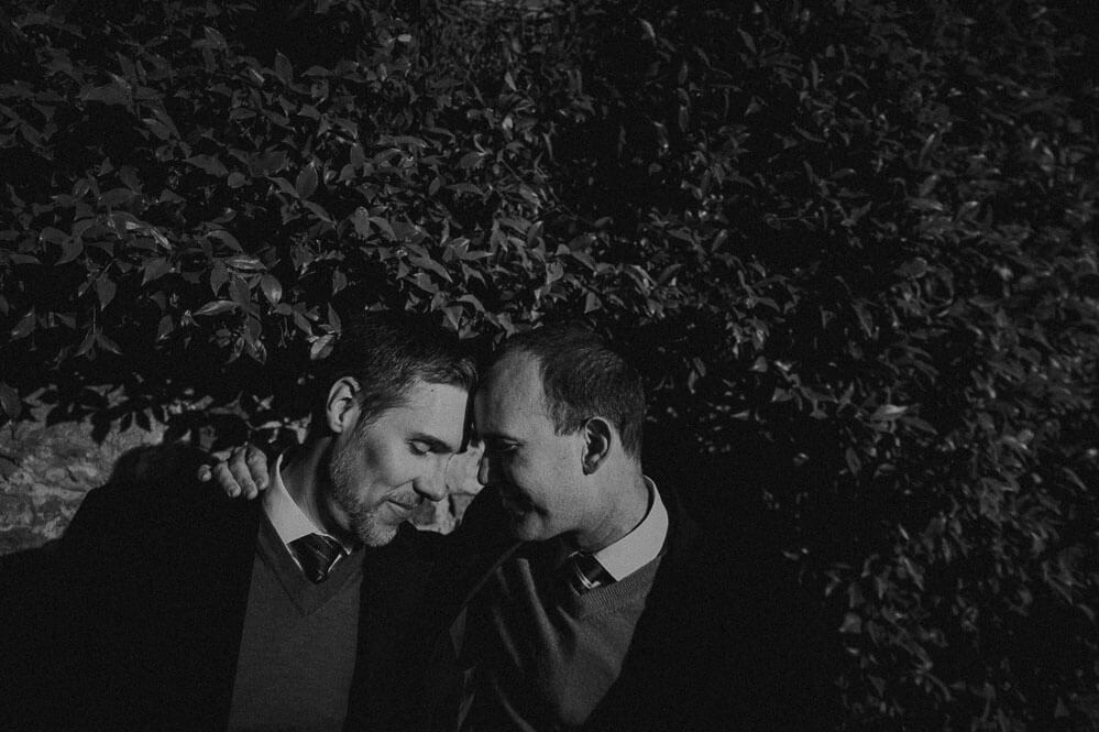 intimate gay photography in florence, italy