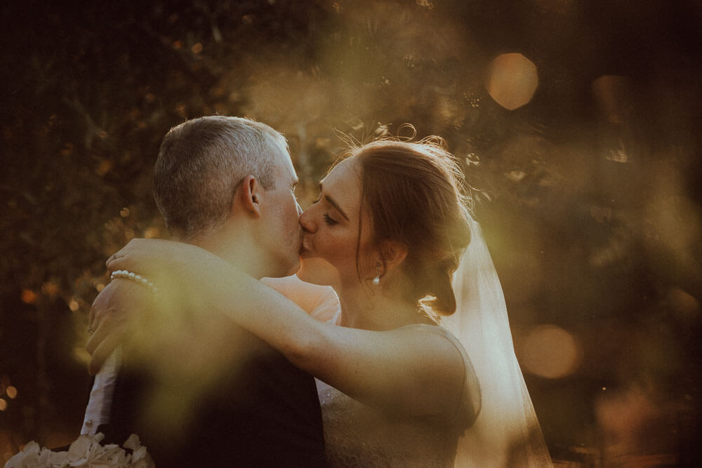 destination wedding in tuscany: couple session in the olive grove