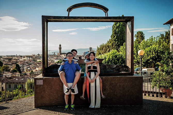 16-family-portraits-florence