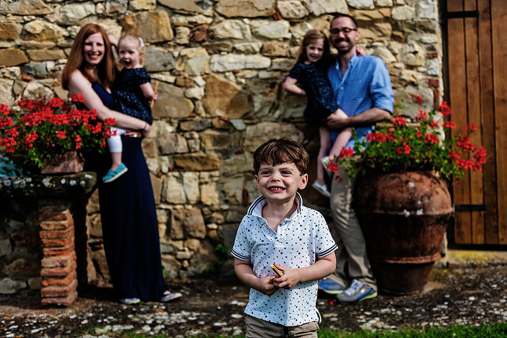 children photo shoot session in tuscany