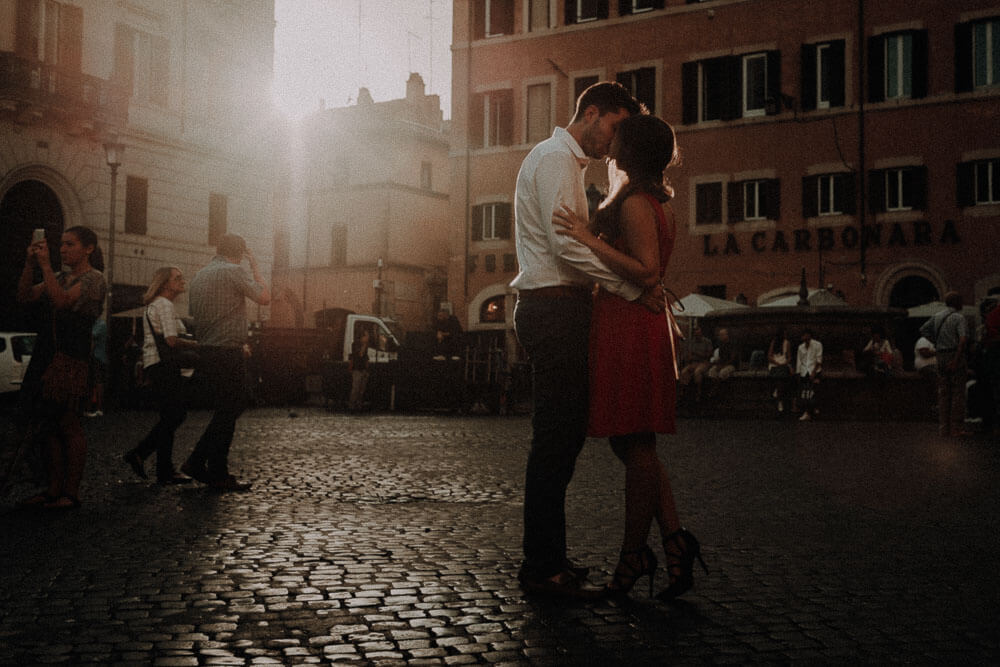 romantic engaged couple in rome, rome couple photographer