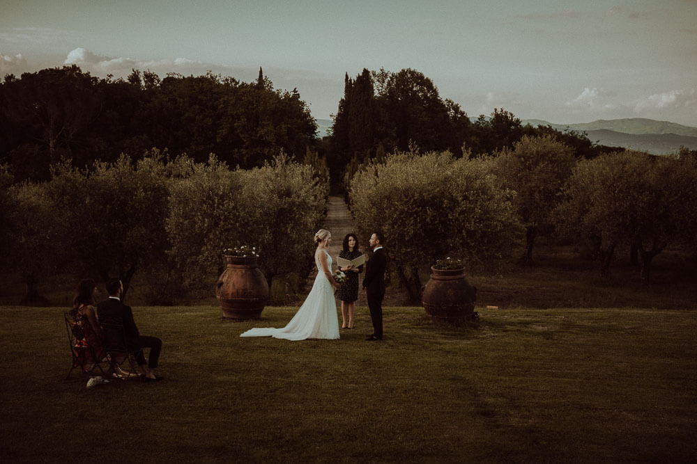 Bride & Groom - Elopment Ceremony in Tuscany countryside